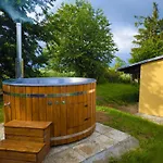 Ranch 66 - Wellness Arizona Ve Stylu Divokeho Zapadu S Koupacim Sudem A Saunou Tršice