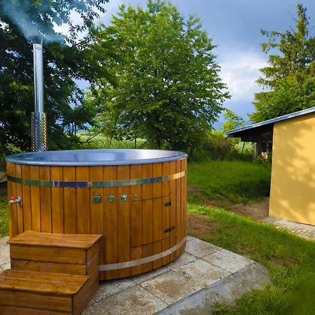 Ranch 66 - Zlatokopecká Arizona Ve Stylu Divokého Západu S Koupacím Sudem Tršice